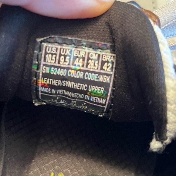Skechers Shoes US 10.5 ⚪️ - Picture 3 of 8